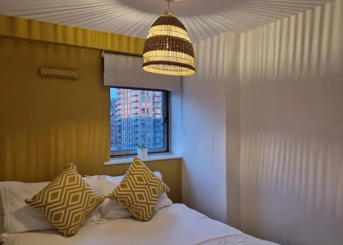 City Centre Snow Hill Apartment